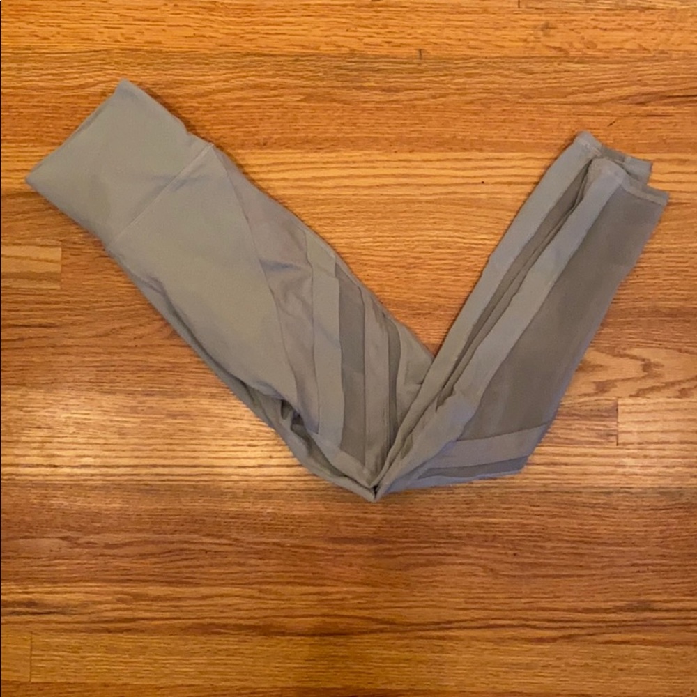 Alo Yoga Leggings